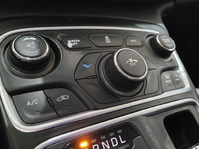 2015 Chrysler 200 Limited FWD