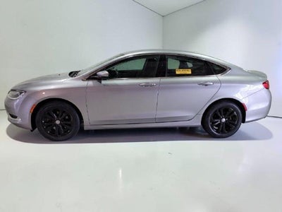 2016 Chrysler 200 Limited FWD