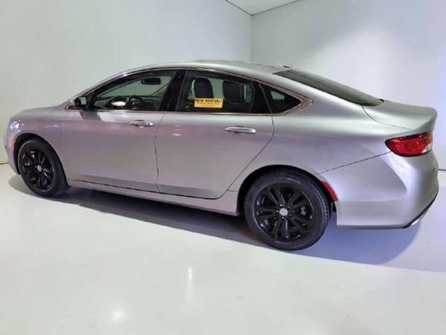 2016 Chrysler 200 Limited FWD