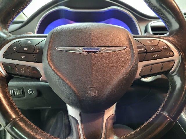 2016 Chrysler 200 Limited FWD