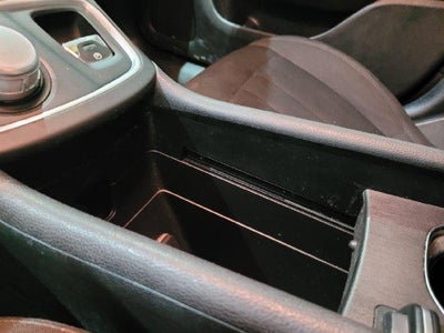 2016 Chrysler 200 Limited FWD