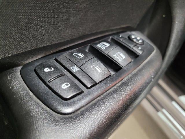 2016 Chrysler 200 Limited FWD