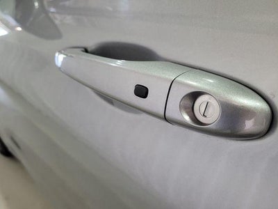 2016 Chrysler 200 LX FWD