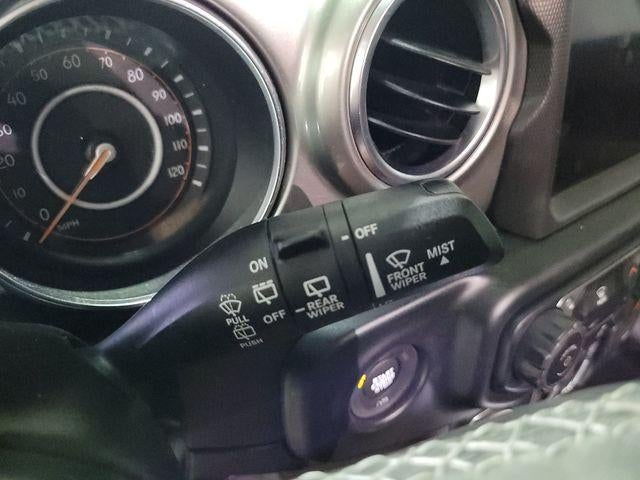 2022 Jeep Wrangler Unlimited Sahara 4WD