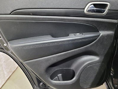 2020 Jeep Grand Cherokee Laredo 4WD