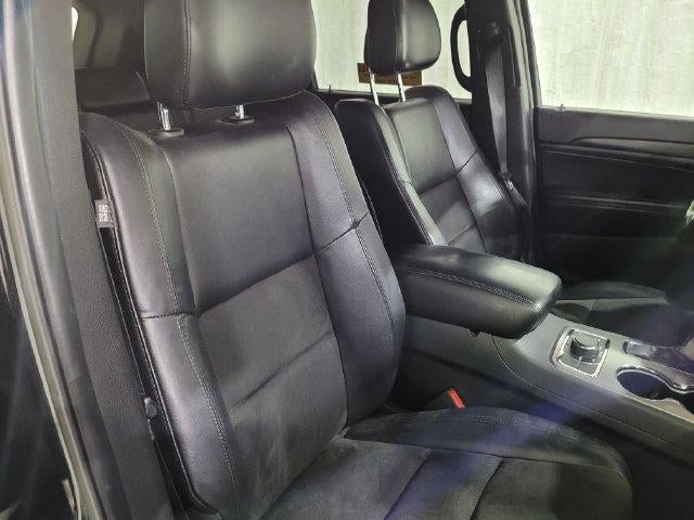 2020 Jeep Grand Cherokee Laredo 4WD