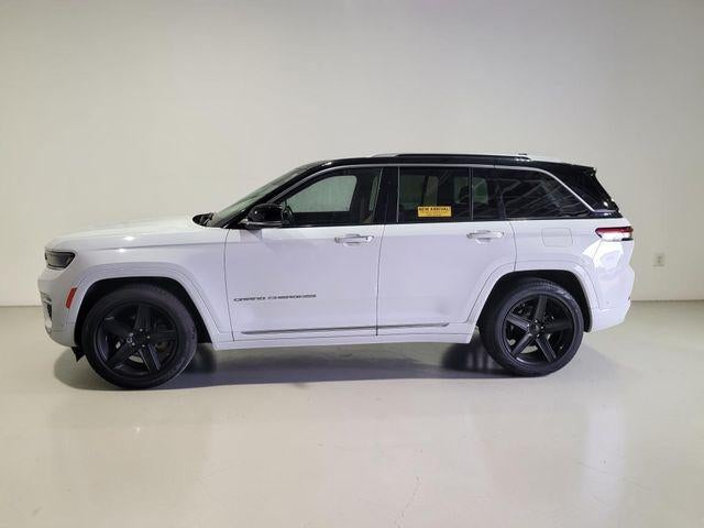 2023 Jeep Grand Cherokee Summit 4WD