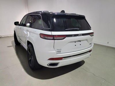 2023 Jeep Grand Cherokee Summit 4WD