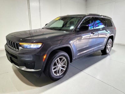 2022 Jeep Grand Cherokee L Laredo 4WD
