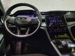 2022 Jeep Grand Cherokee L Laredo 4WD