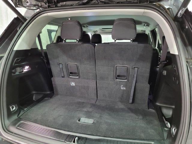2022 Jeep Grand Cherokee L Laredo 4WD