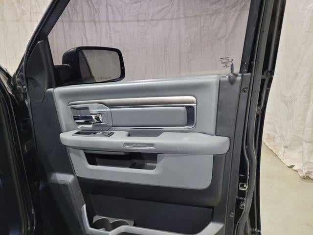 2019 RAM 1500 Classic SLT 4WD