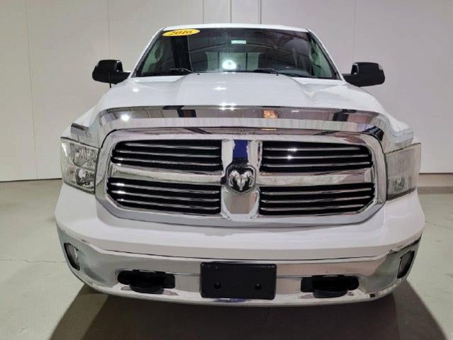 2016 RAM 1500 SLT 4WD