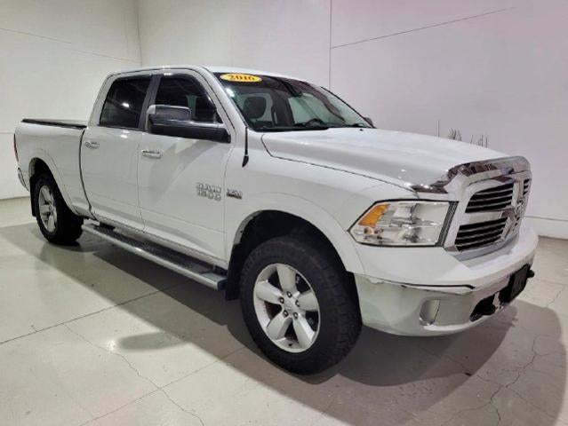 2016 RAM 1500 SLT 4WD