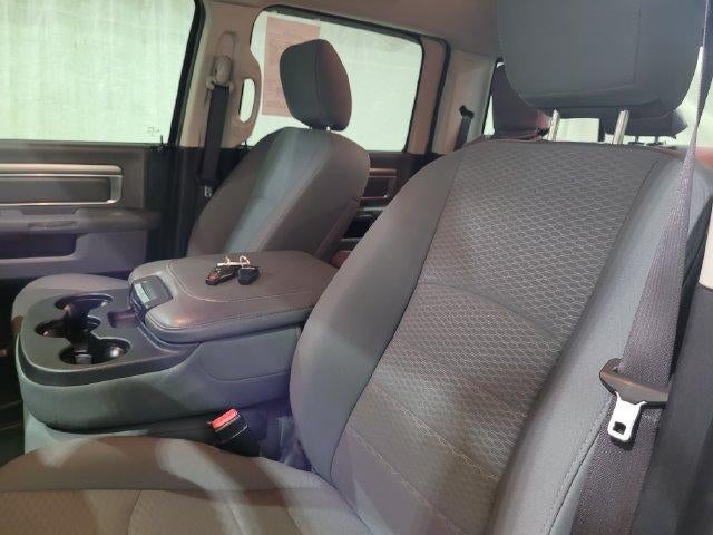 2016 RAM 1500 SLT 4WD