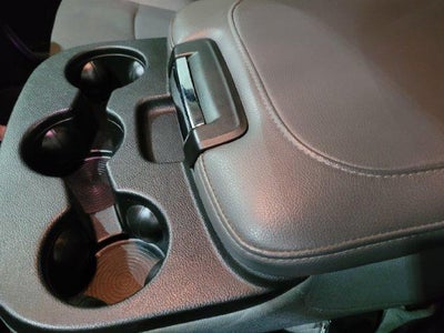2016 RAM 1500 SLT 4WD