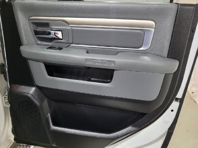 2016 RAM 1500 SLT 4WD