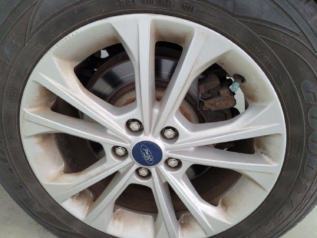 2019 Ford Escape SEL FWD
