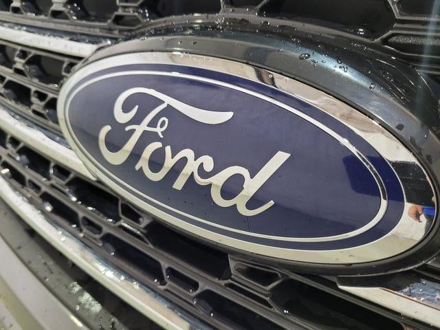 2022 Ford Explorer XLT 4WD