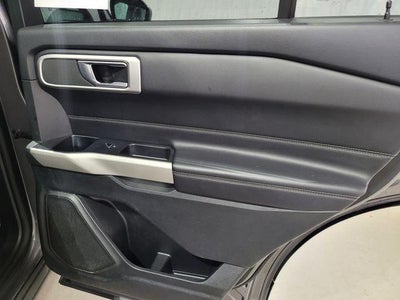 2022 Ford Explorer XLT 4WD