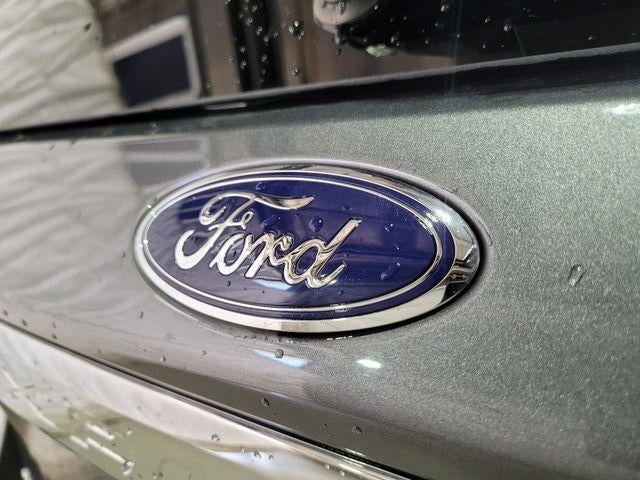 2022 Ford Explorer XLT 4WD