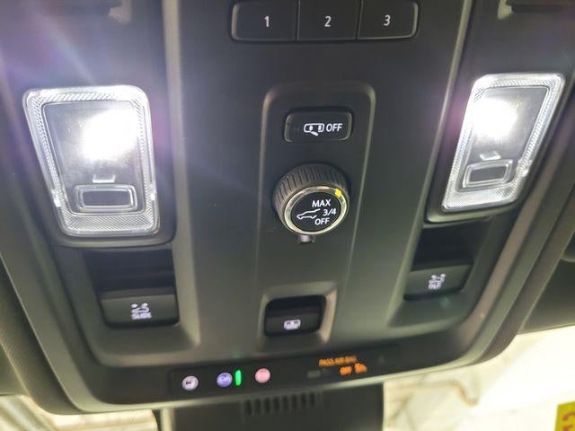 2023 Chevrolet Suburban LT 4WD