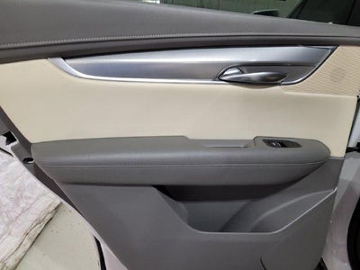 2017 Cadillac XT5 Luxury AWD