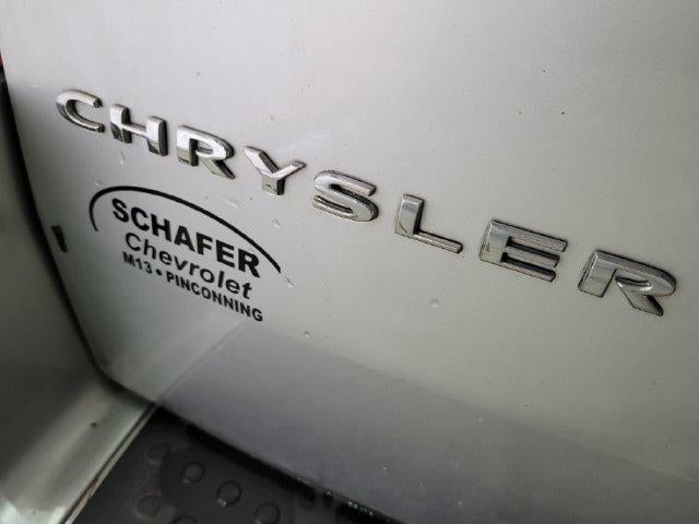 2010 Chrysler Town & Country Touring FWD