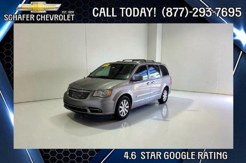 2016 Chrysler Town & Country Touring FWD