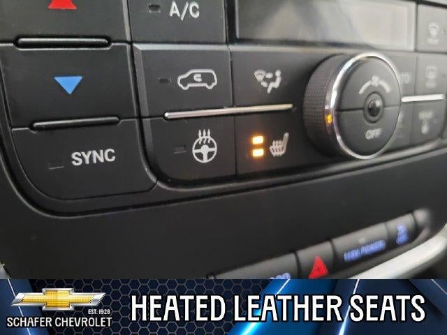 2016 Chrysler Town & Country Touring FWD