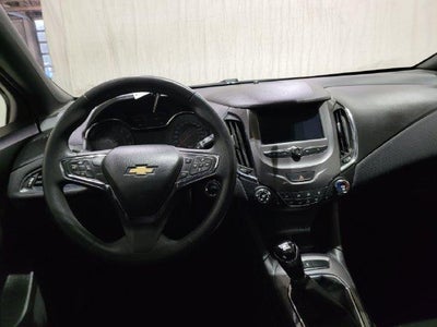 2017 Chevrolet Cruze LT FWD