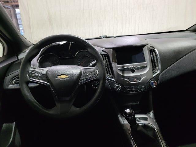 2017 Chevrolet Cruze LT FWD