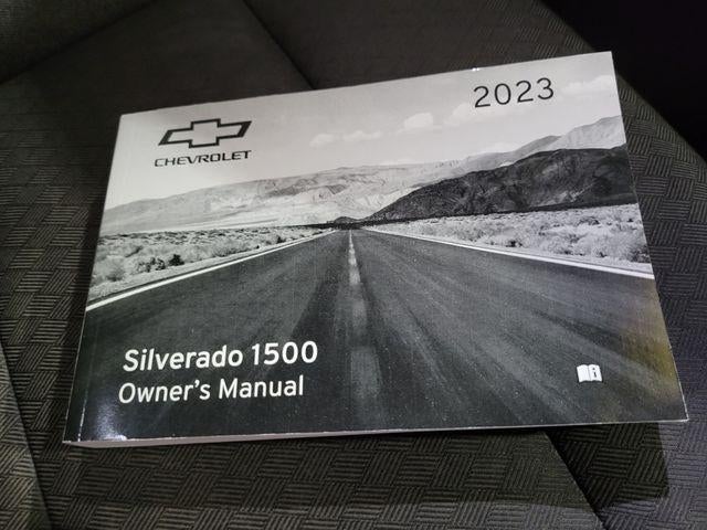 2023 Chevrolet Silverado 1500 Custom Trail Boss 4WD