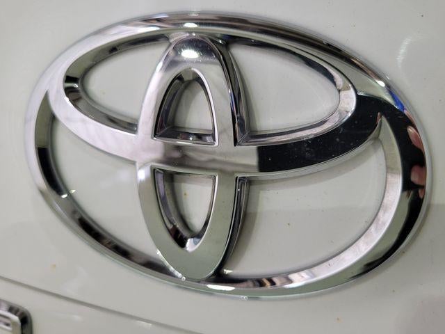 2024 Toyota Camry SE FWD