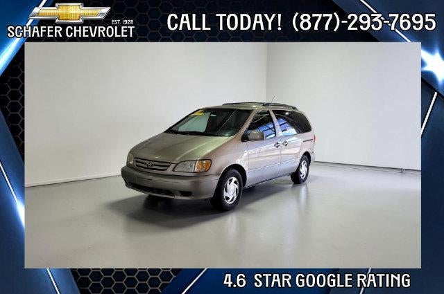 2002 Toyota Sienna LE FWD