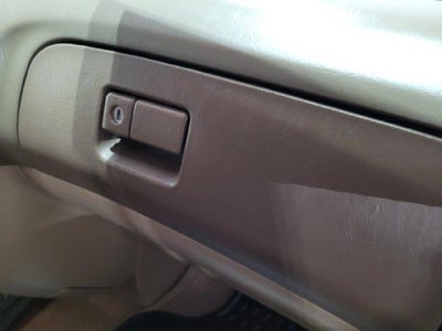 2002 Toyota Sienna LE FWD