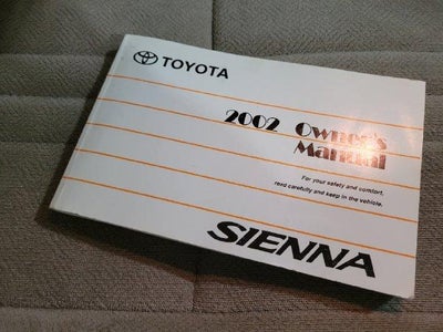 2002 Toyota Sienna LE FWD