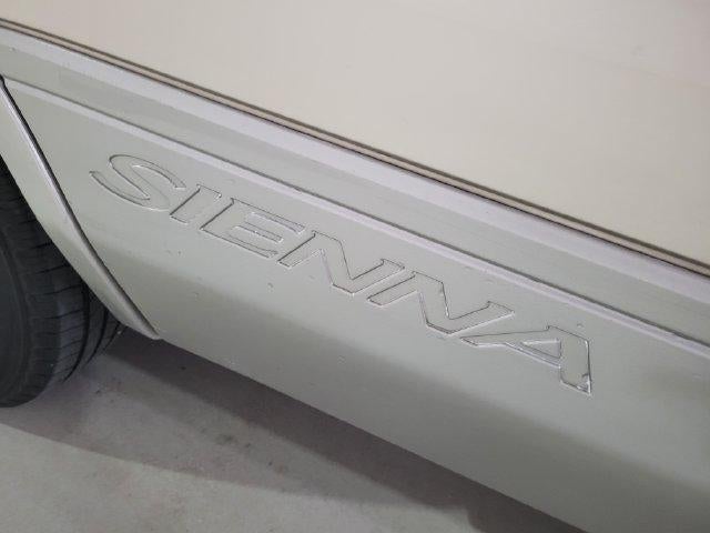 2002 Toyota Sienna LE FWD