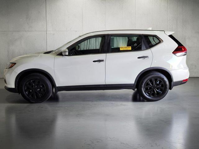 2018 Nissan Rogue SV FWD