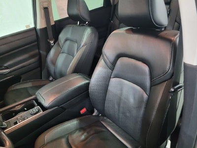 2023 Nissan Pathfinder SL 4WD