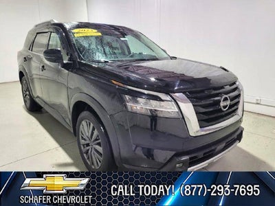 2023 Nissan Pathfinder SL 4WD