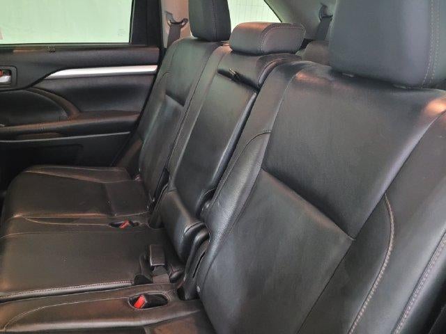 2016 Toyota Highlander XLE V6 AWD