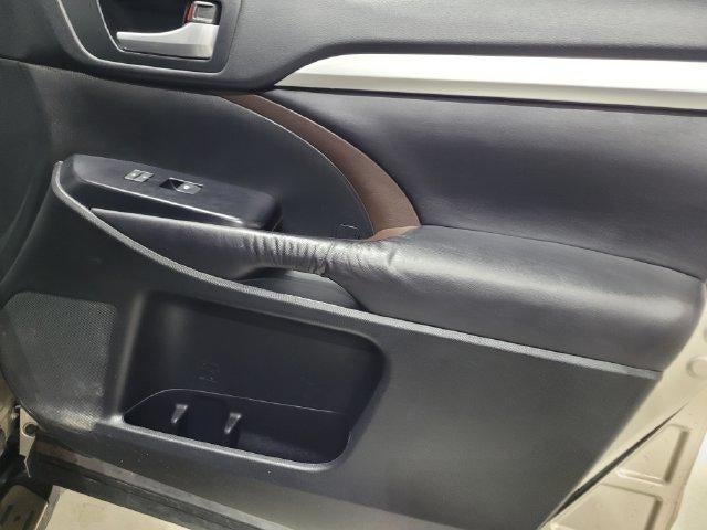 2016 Toyota Highlander XLE V6 AWD