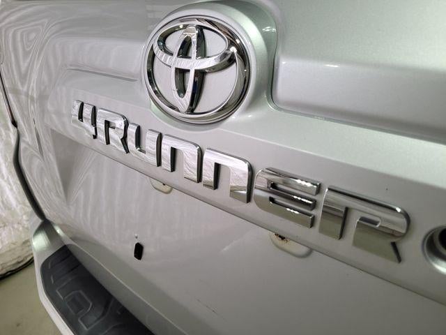 2019 Toyota 4Runner SR5 4WD