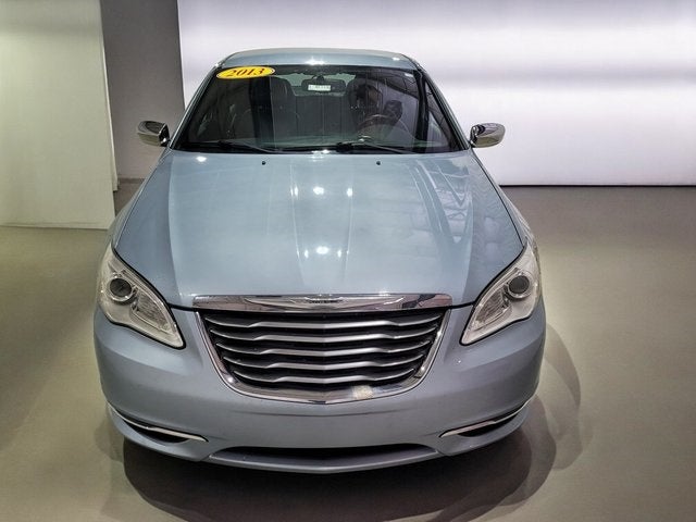 2013 Chrysler 200 Limited