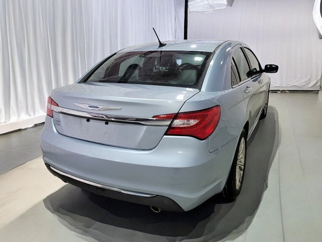 2013 Chrysler 200 Limited