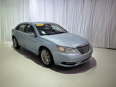 2013 Chrysler 200 Limited