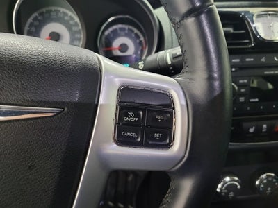 2013 Chrysler 200 Limited