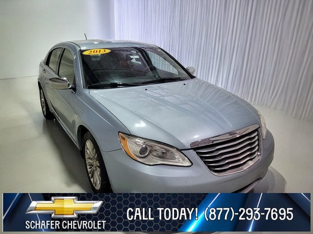 2013 Chrysler 200 Limited