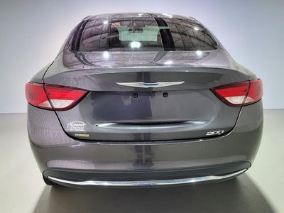 2015 Chrysler 200 Limited